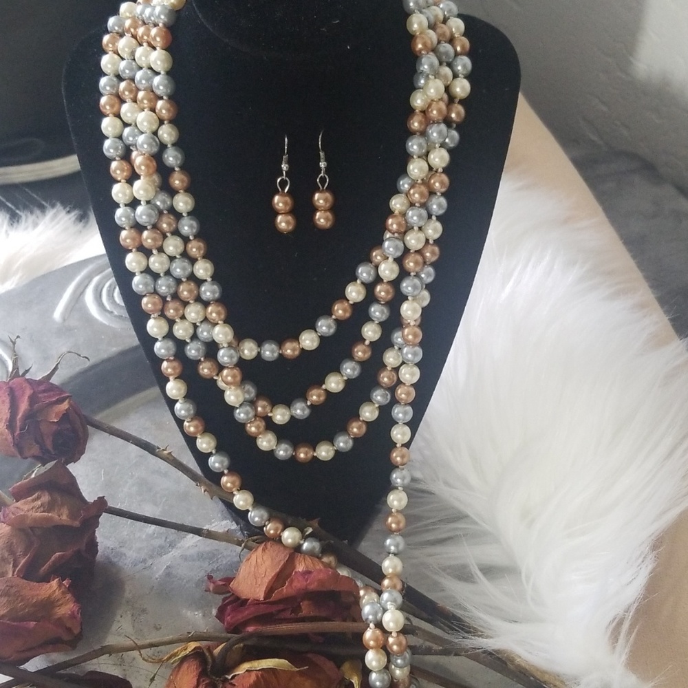 Necklace set